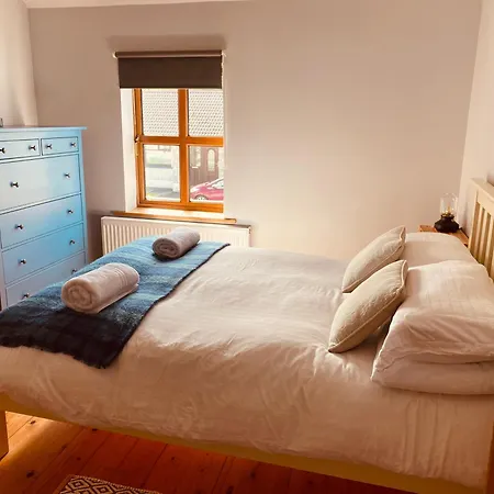 Cosy 3 Bedroom Townhouse With Wood Pellet Stove! Foxford